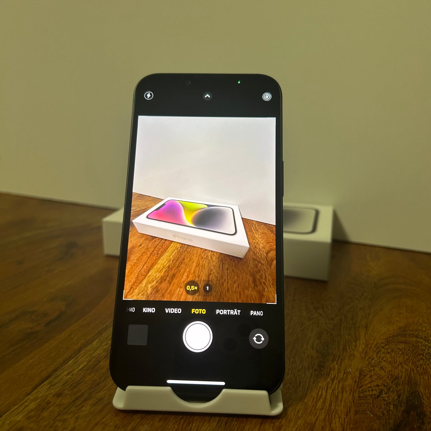 Apple IPhone 13 (128GB / Grün)